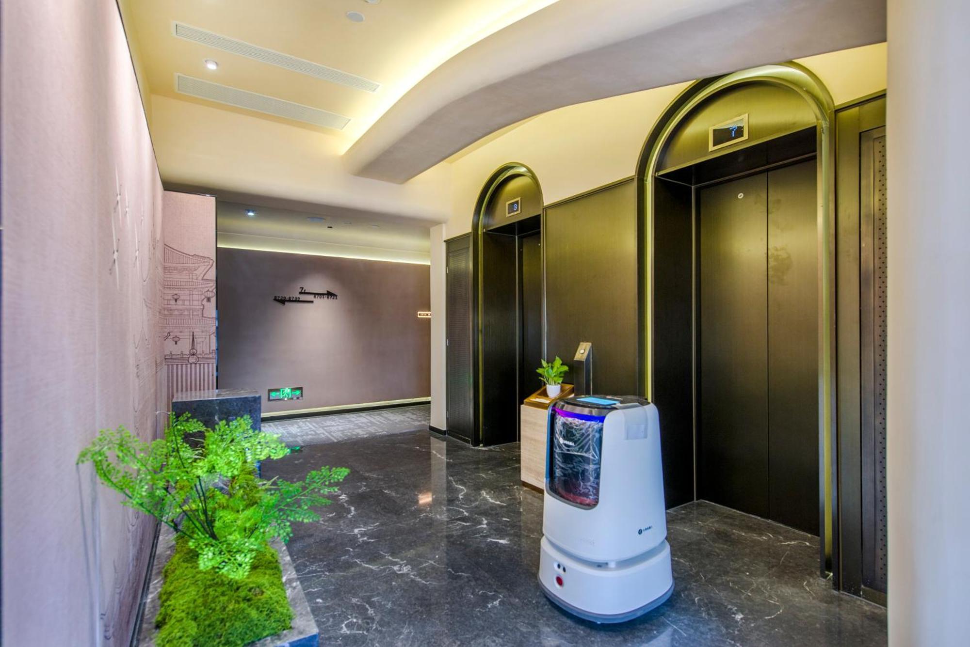 Yiwu Baide Theme Hotel Exterior foto